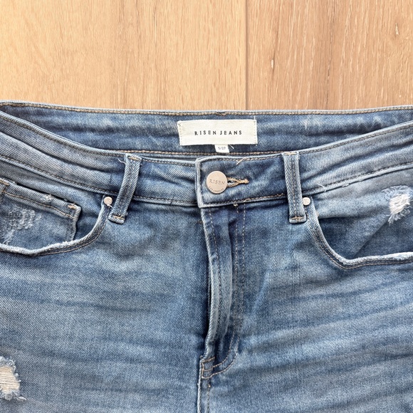 Risen wide leg jeans, distressed with raw edge hem, size 5/27 - Picture 3 of 7